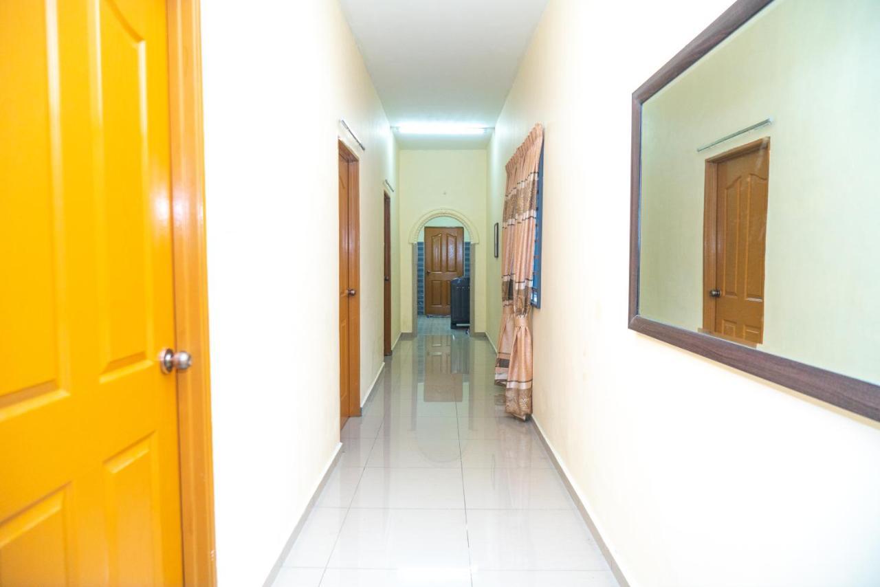 Adorable 3-Bedroom Home With Pool, Wi-Fi And Bbq Rembau エクステリア 写真